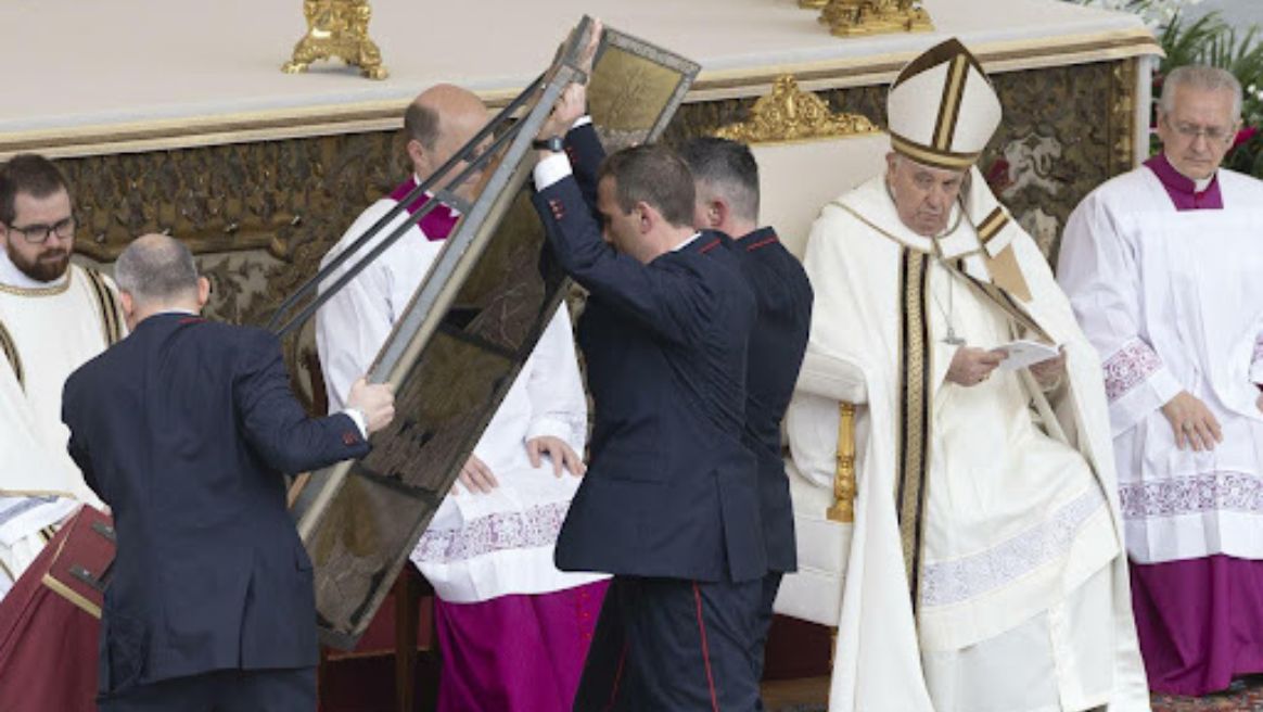 presagio oscuro misteri vaticano