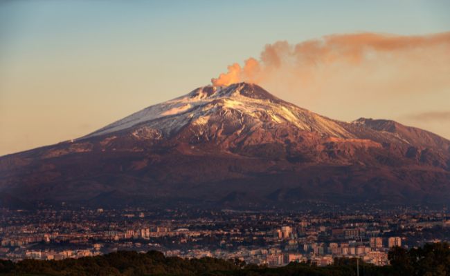 vulcano più alto d'europa